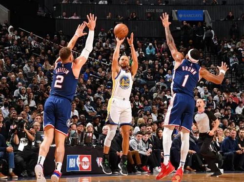  NBA双胞胎兄弟数据大比拼：霍勒迪兄弟领衔，谁是最强双子星？